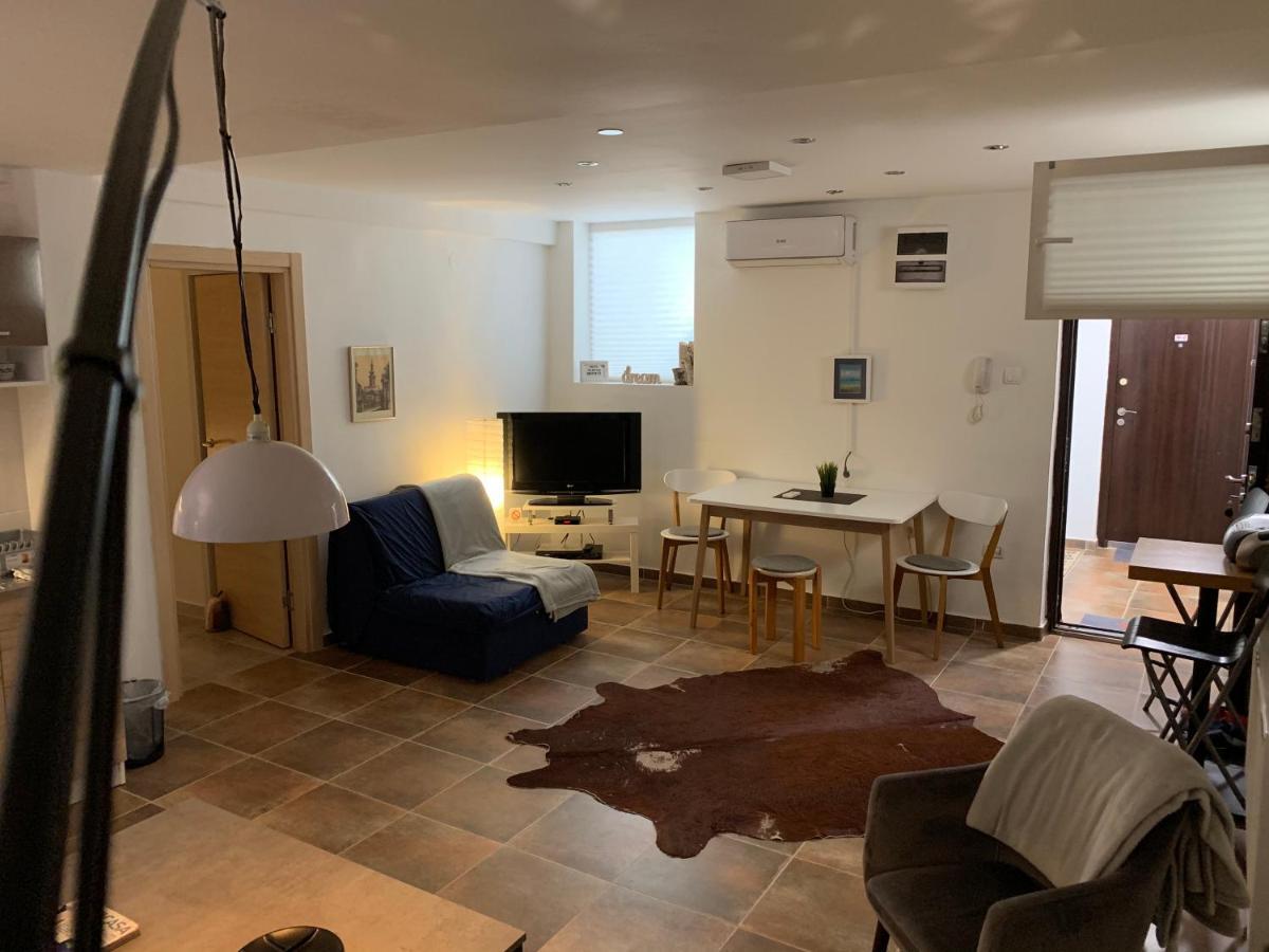 A6 Apartment Újvidék Kültér fotó